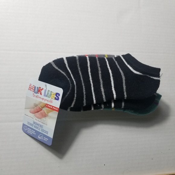 NWT MUK LUKS WOMEN'S TERRY ANKLE SOCKS 3 PACK SHOE SIZE 6 TO 11 - Picture 1 of 5